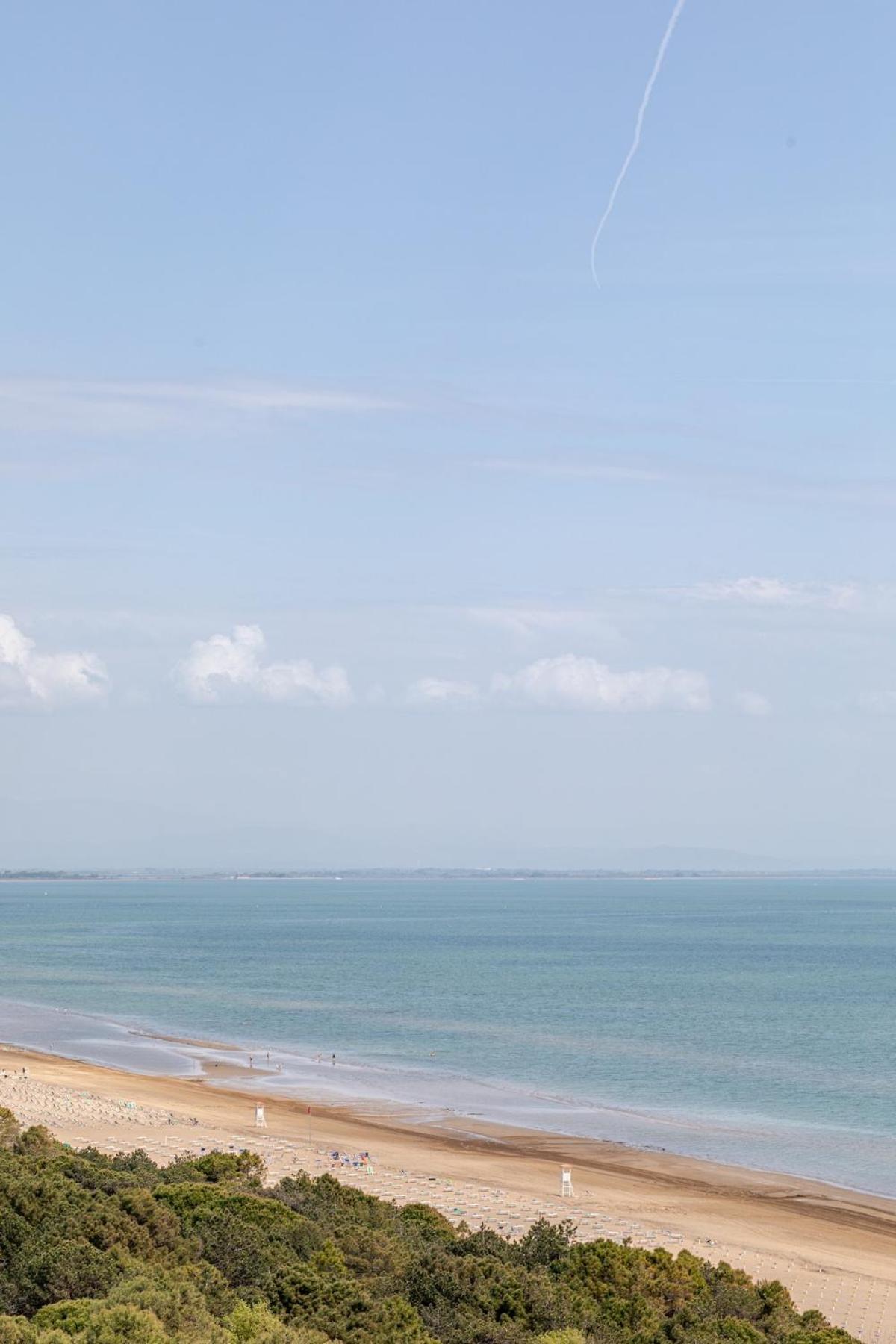 Skyline Lignano Daire Lignano Sabbiadoro Dış mekan fotoğraf